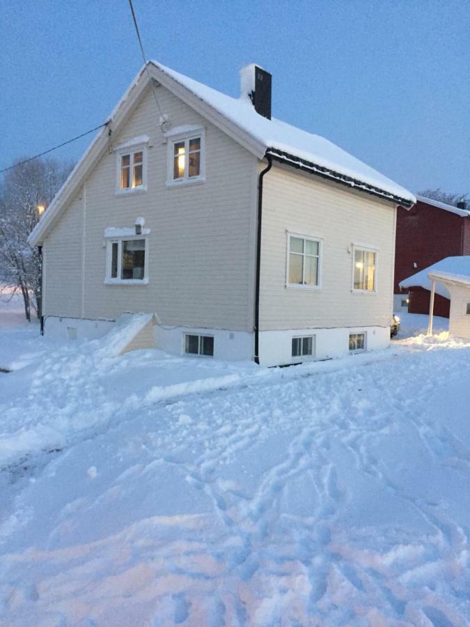 House In Central Finnsnes Zewnętrze zdjęcie